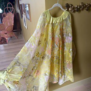 Vintage Handmade Pullover Cape
